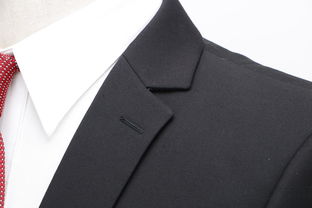 品牌西服平价购买攻略，让你轻松穿上高品质西装