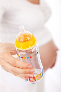 呵护宝宝口腔健康，品牌乳胶牙刷婴儿专用，妈妈们的首选！