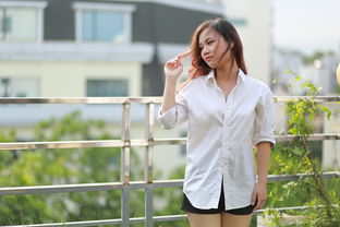 探索女性魅力与时尚的完美结合—女款舞蹈西装品牌