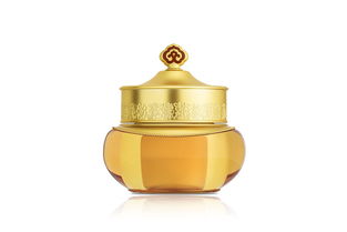 揭秘不脱妆粉底液的奥秘